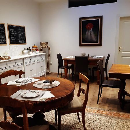 B&B S. Trinita 18 Suites & Rooms Trento Exterior foto