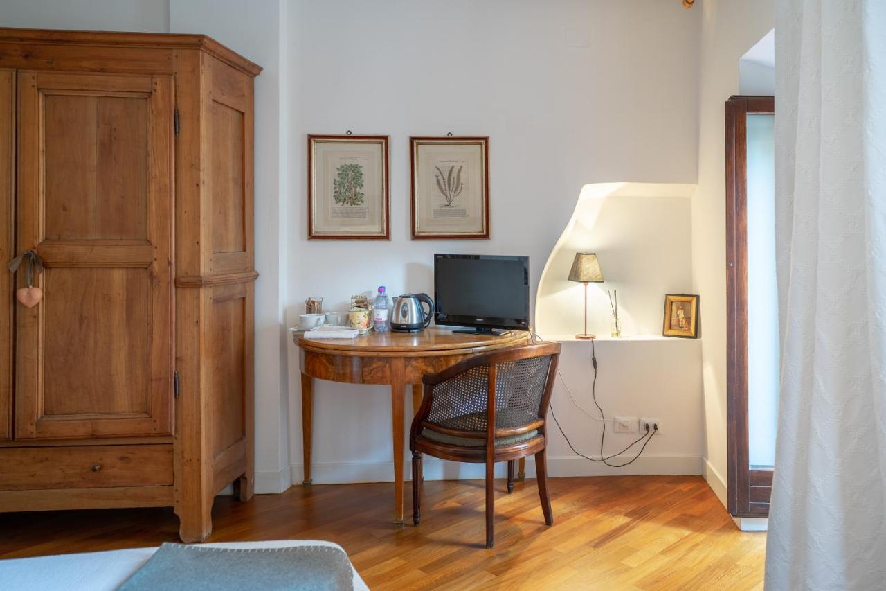 B&B S. Trinita 18 Suites & Rooms Trento Exterior foto