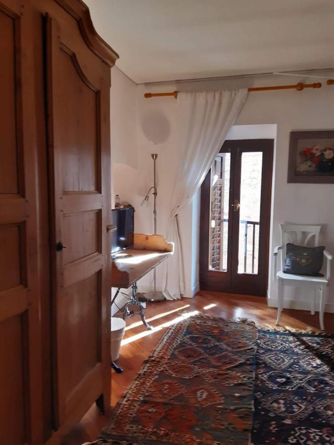 B&B S. Trinita 18 Suites & Rooms Trento Exterior foto